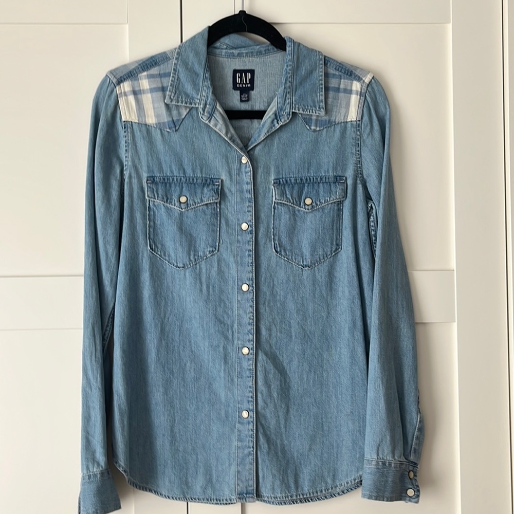 Gap Denim button up